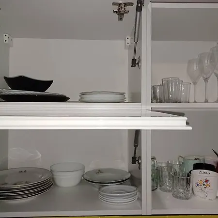 3bed Modern Near Beautiful Park Apartment *
